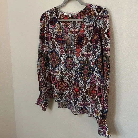 VERONICA BEARD | Sura Printed Crepe de Chine Blouse in Multicolor | Size 4 - Picture 7 of 13